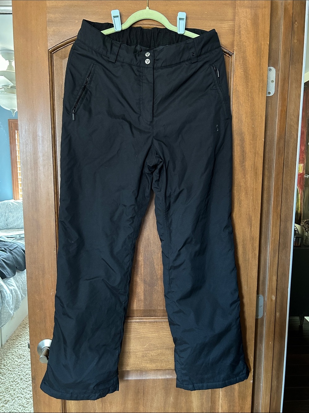 Women’s Black Ski & Snowboard Pants - Insulated Winter Performance